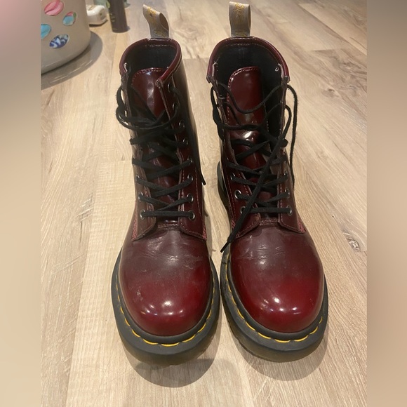 Dr Martens Boots - Picture 1 of 4